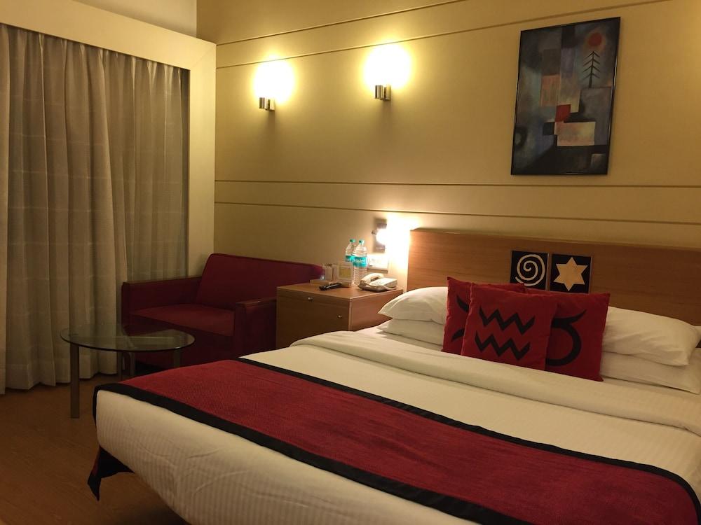 Lemon Tree Hotel Hinjewadi Pune Hinjawadi Exterior photo