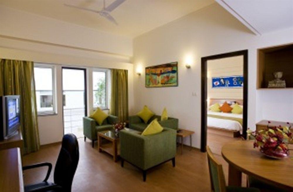 Lemon Tree Hotel Hinjewadi Pune Hinjawadi Exterior photo
